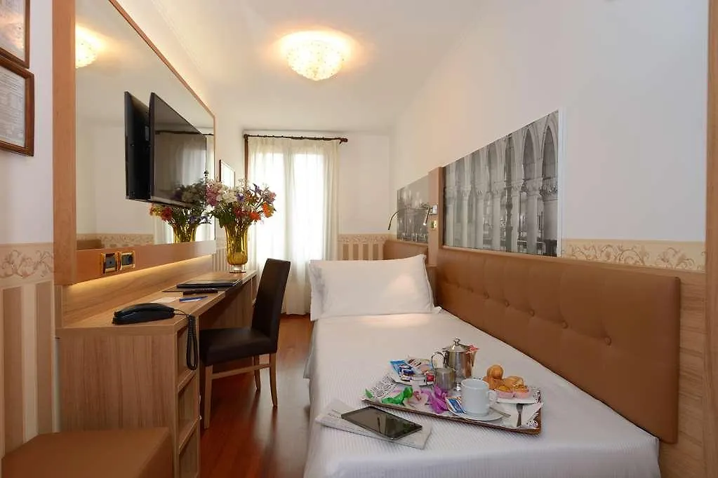Unahotels Ala Venezia 酒店 威尼斯